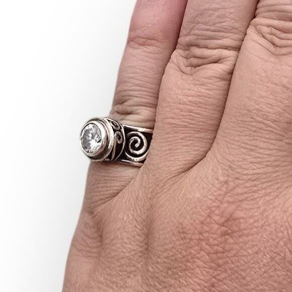 Silpada Rare Retired Sterling Silver Eternity Swirl CZ Vintage Ring – Size 7.5 - Picture 5 of 13